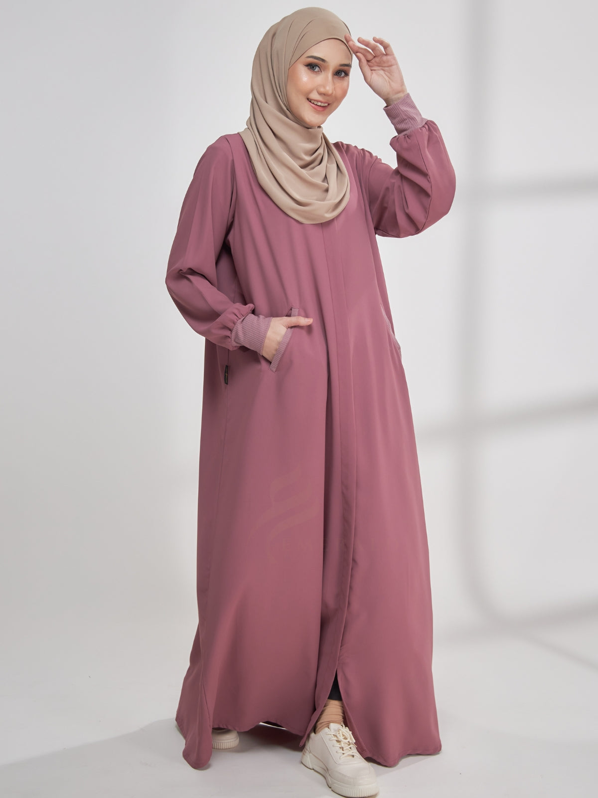 NAJWA Abaya
