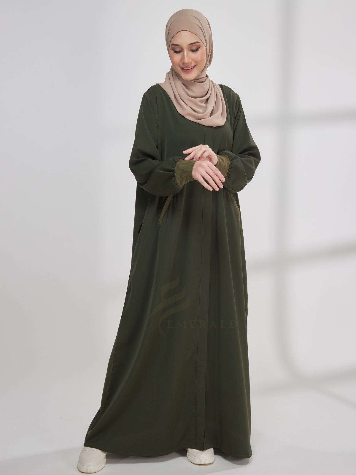NAJWA Abaya