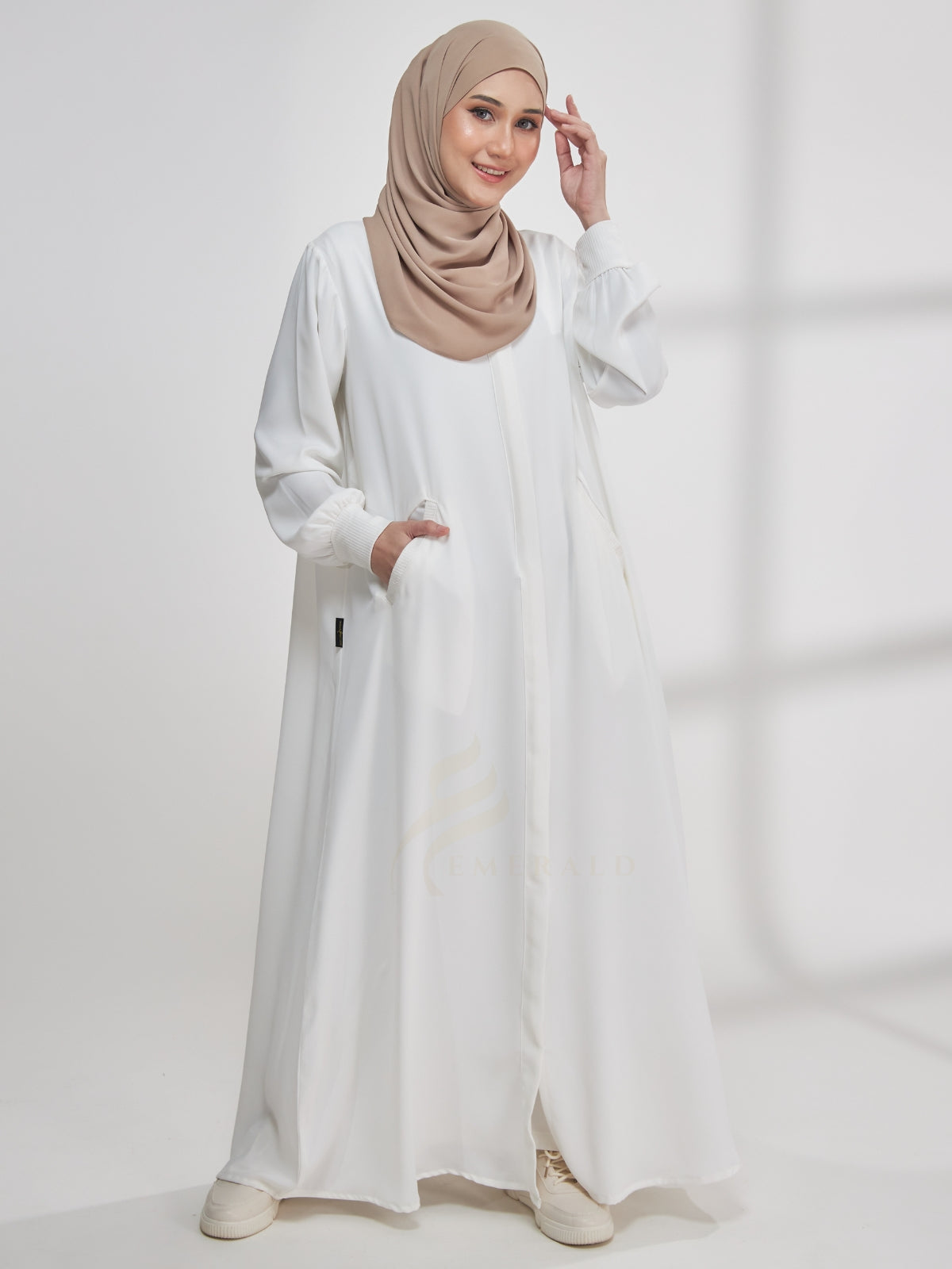 NAJWA Abaya