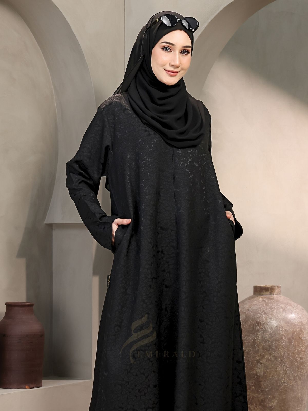 HANEEN Abaya