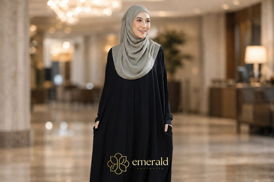 Black Abaya vs Jubah: Which Style Suits You?