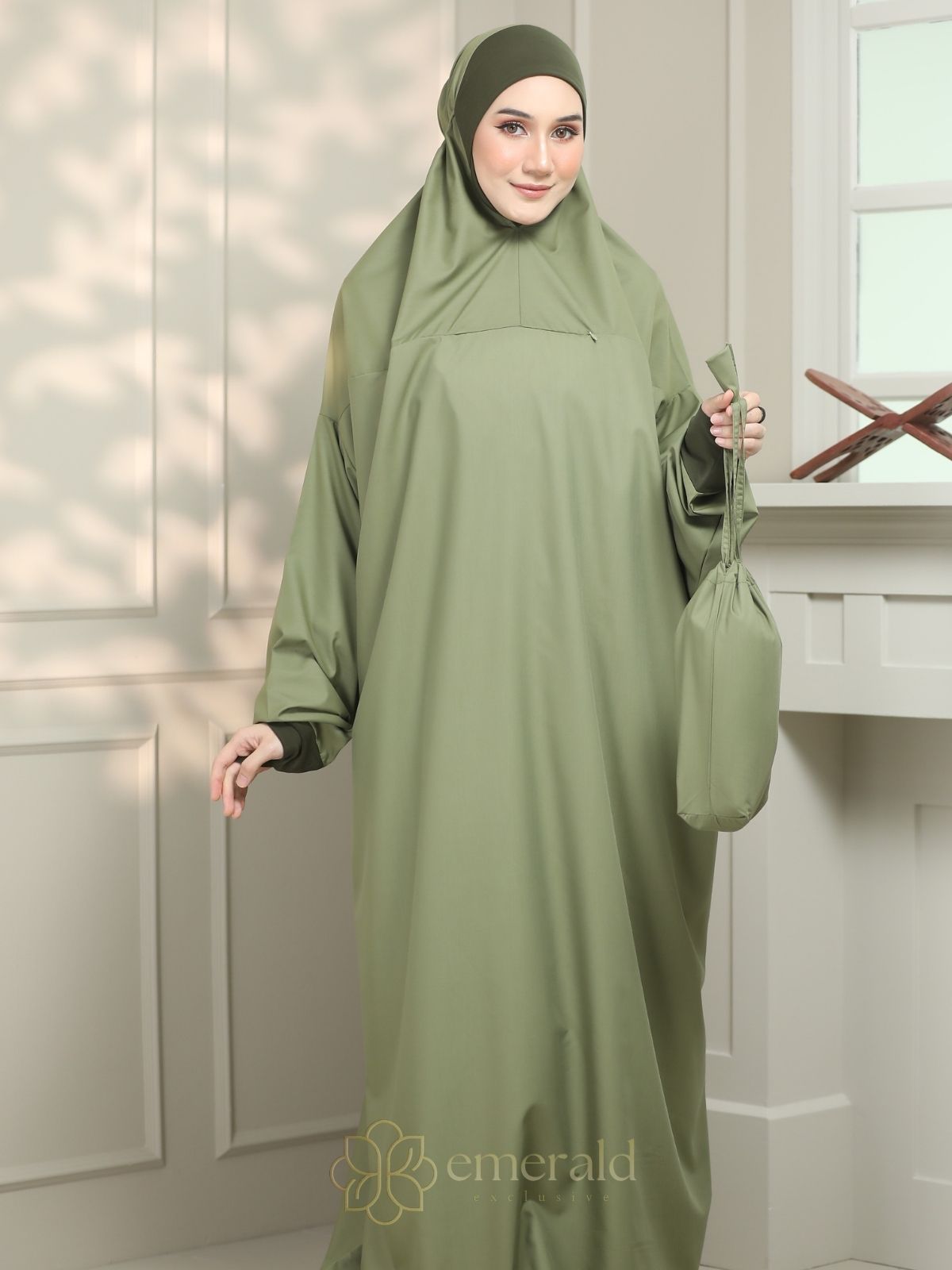 HANNA Telekung Jubah