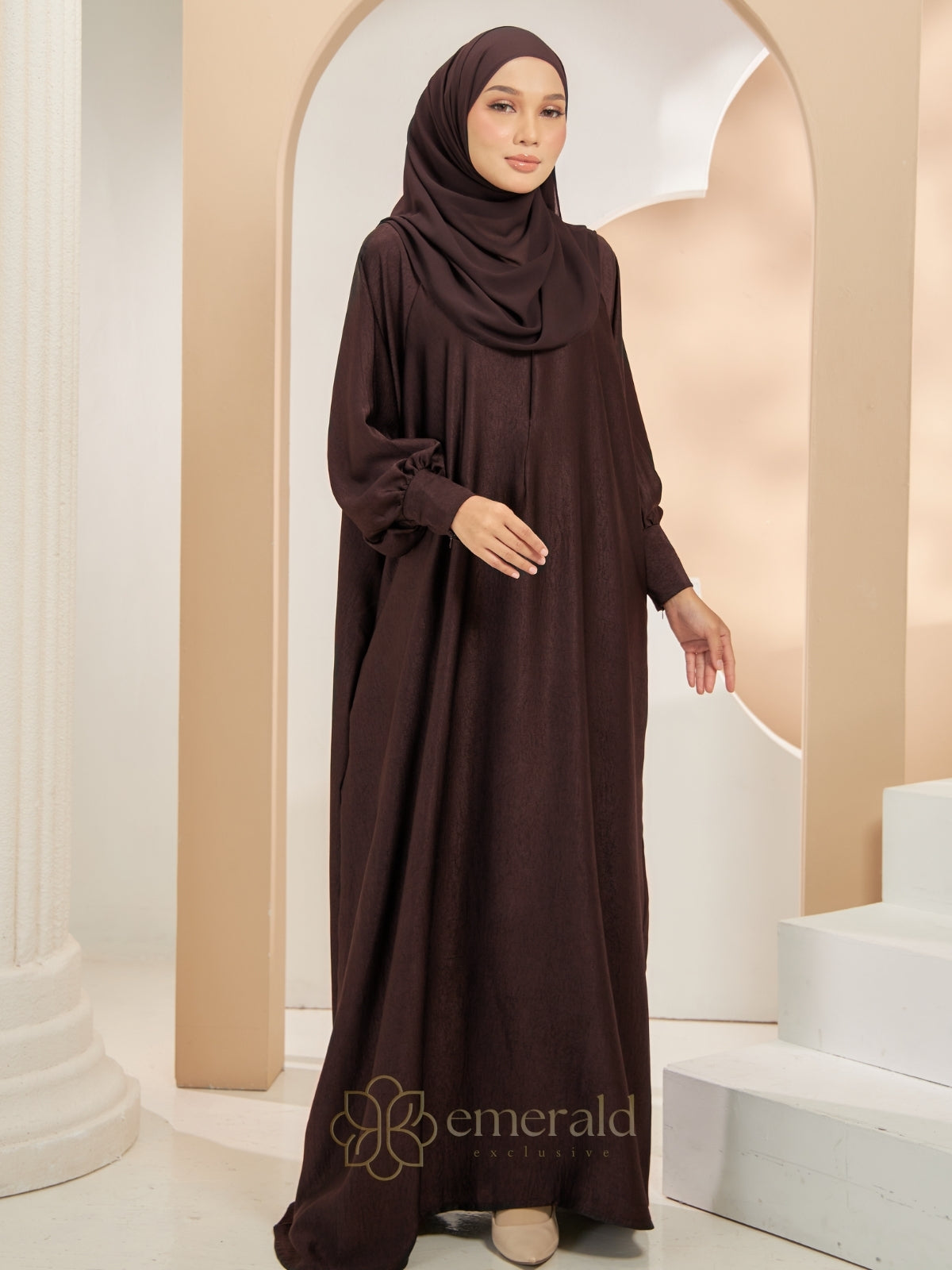 HUMAIRA Kaftan Jubah | Satin Airflow Modest Dress Malaysia – Emerald Exclusive