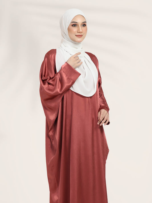 NAURA Kaftan