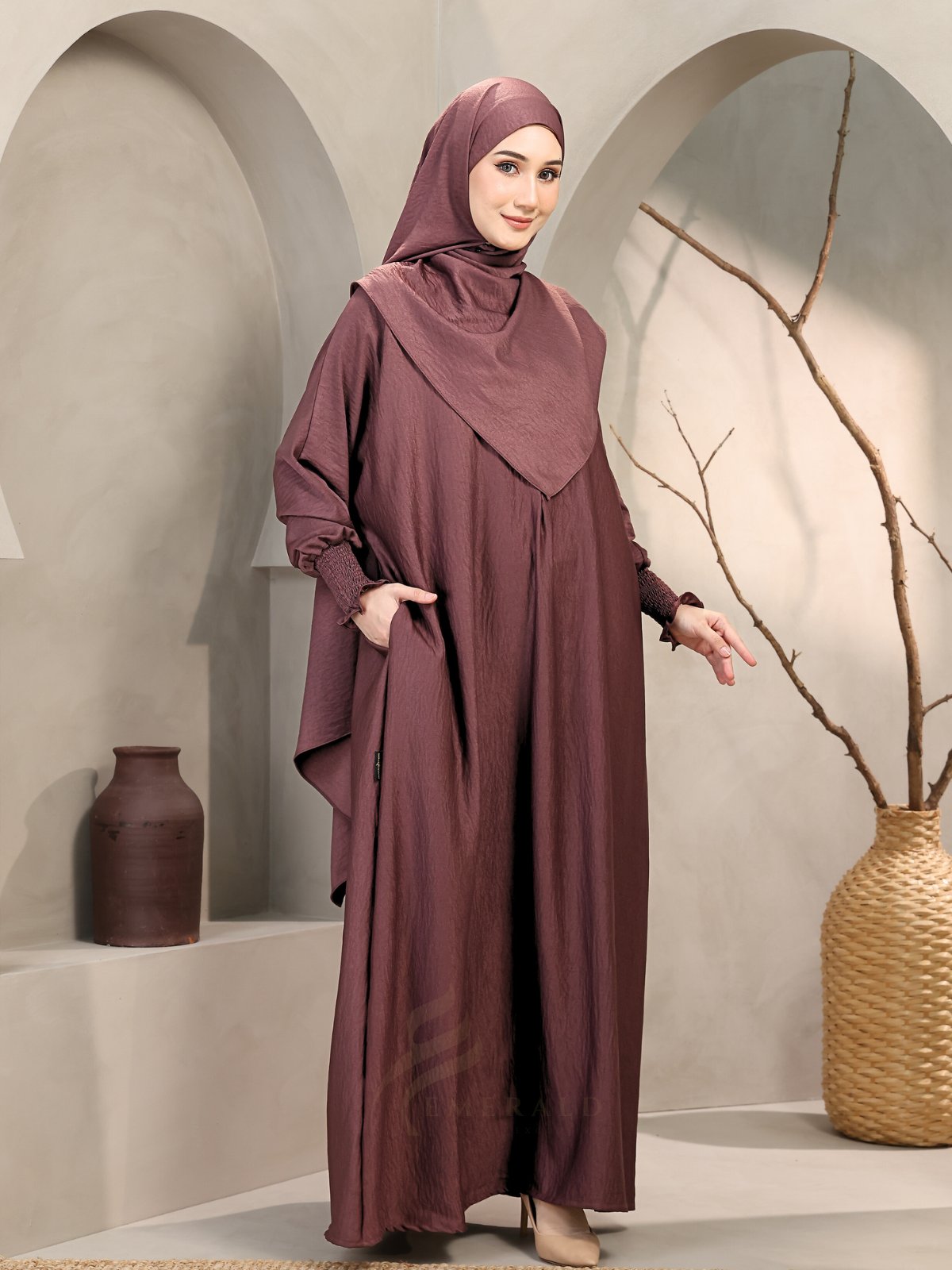 MARYAM Abaya